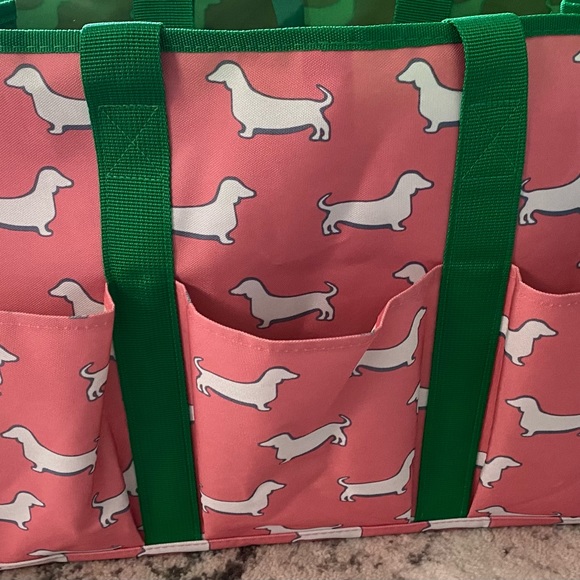 NWT Pink & Green Dachshund Dog Travel Beach Swim Tote Bag & Matching Towel Set - Picture 3 of 7